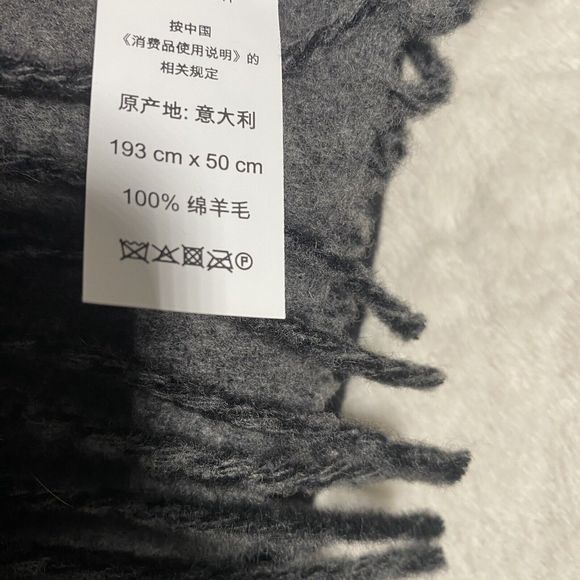 Coach Women's Horse & Carriage Double Face Oversized Muffler Wool Made in Italy - Picture 3 of 6